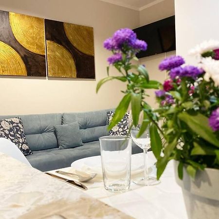 Exclusive 2Br! Apartment Near City Center +Netflix Warsaw Exterior photo
